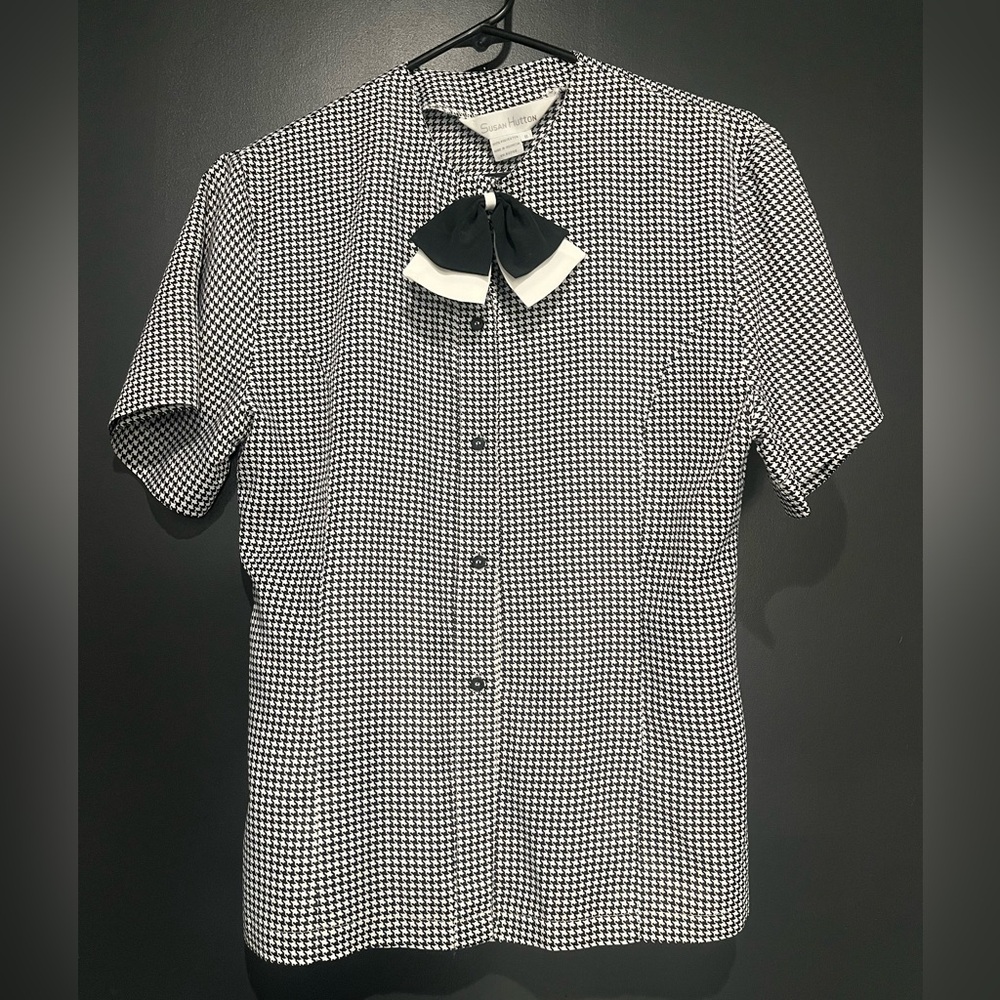 Vintage Houndstooth Black and White Button Down Blouse with Bow